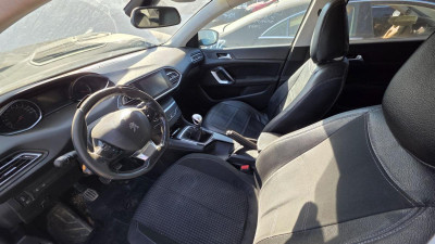 PEUGEOT 308 SW