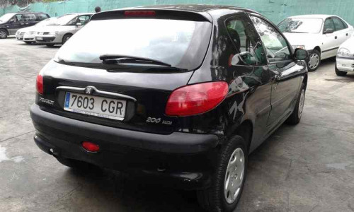 PEUGEOT 206 — автомобиль-донор на запчасти 