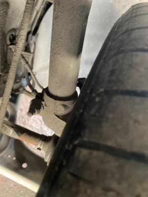 BRAZO SUSPENSION DELANTERO IZQUIERDO
