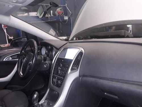 OPEL ASTRA J SPORTS TOURER — Donor Vehicle for Used Parts 