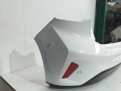  PARAGOLPES TRASERO FORD FOCUS BERLINA (CGE) 