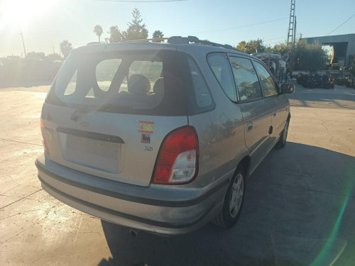  KIA CARENS (RS) 