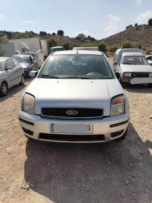 FORD FUSION (CBK)
