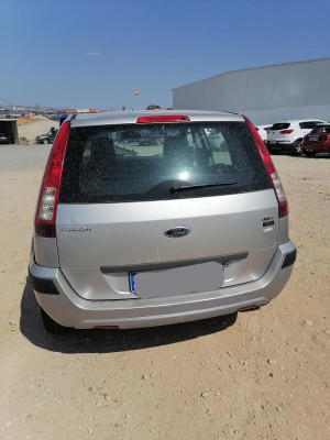 FORD FUSION (CBK)