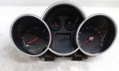 CUADRO INSTRUMENTOS, CHEVROLET, CRUZE
