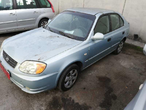 HYUNDAI ACCENT (LC) — vehículo donante para recambios 