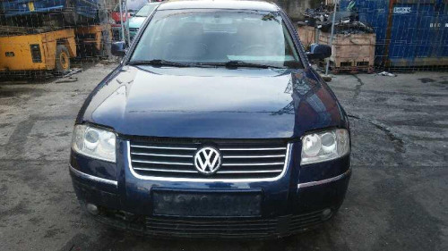  VOLKSWAGEN PASSAT BERLINA (3B3) 