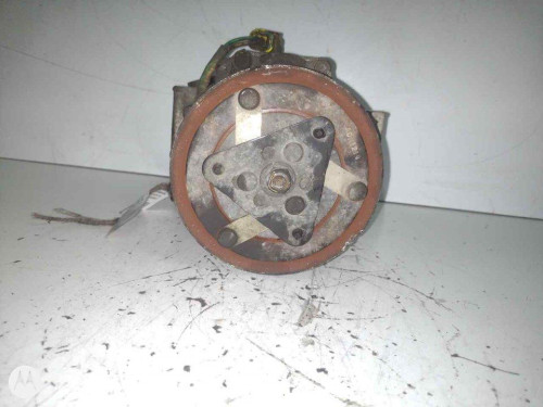  COMPRESOR AIRE ACONDICIONADO 