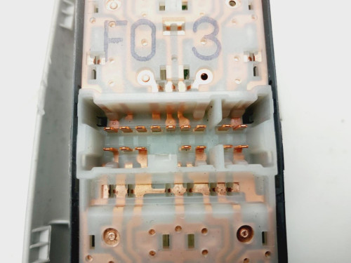 MANDO ELEVALUNAS DELANTERO IZQUIERDO SUBARU IMPREZA (G12) 