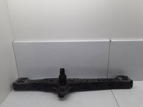 TRAVESAÑO INFERIOR TOYOTA AURIS (E18) 