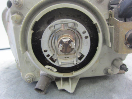  FARO DERECHO RENAULT RAPID /EXPRESS (F40) 