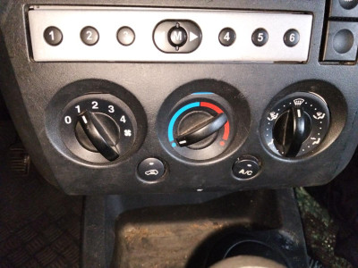 MANDO CALEFACCION / AIRE ACONDICIONADO