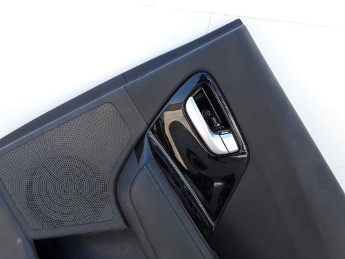 GUARNECIDO PUERTA TRASERA DERECHA Kia NIRO (DE) 