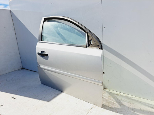 PUERTA DELANTERA DERECHA Opel VECTRA C BERLINA 
