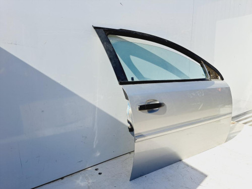 PUERTA DELANTERA DERECHA Opel VECTRA C BERLINA 