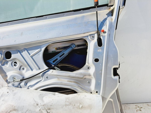 PUERTA DELANTERA DERECHA Opel VECTRA C BERLINA 