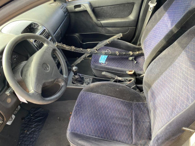 OPEL ASTRA G BERLINA