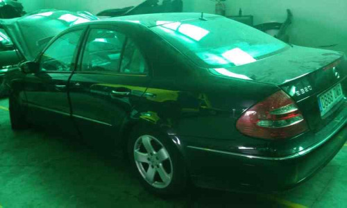  MERCEDES-BENZ CLASE E (BM 211) BERLINA 