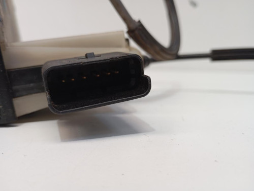 CERRADURA PUERTA TRASERA DERECHA Citroen C4 BERLINA 