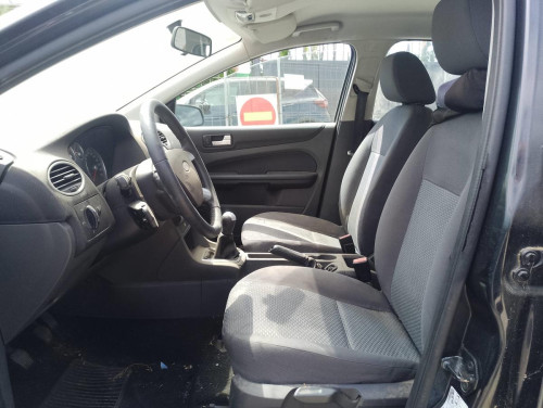  FORD FOCUS BERLINA (CAP) 