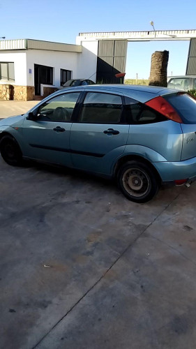 Ford Focus Berlina (CAK)(1998->) — vehículo donante para recambios 