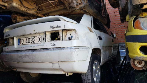CITROEN XANTIA BERLINA — vehículo donante para recambios 
