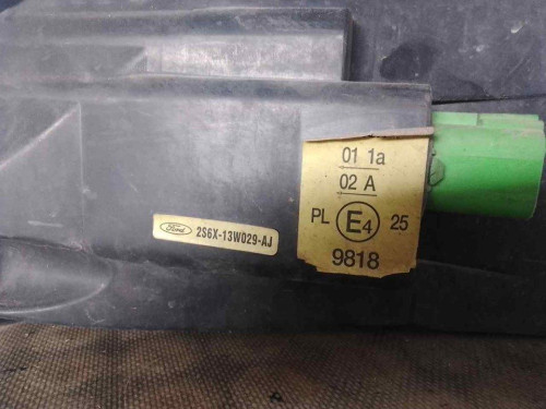 FARO DERECHO Ford FIESTA (CBK) 