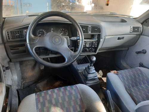  RENAULT R 19 BERL. CON PORTÓN (B/C53) 