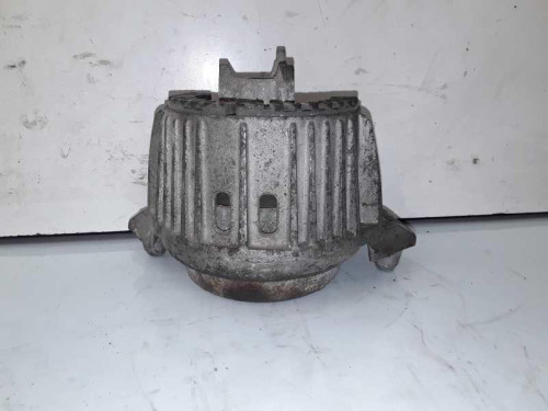 SOPORTE MOTOR IZQUIERDO 