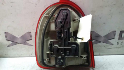 PILOTO TRASERO DERECHO, Opel, CORSA B