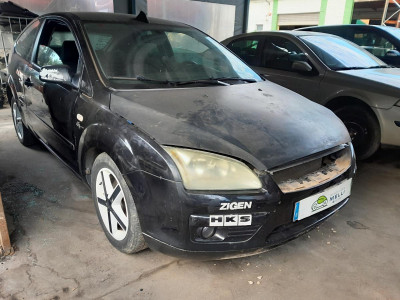 FORD FOCUS BERLINA (CAP)