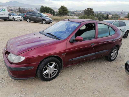 RENAULT MEGANE I FASE 2 BERLINA (BA0) — vehículo donante para recambios 
