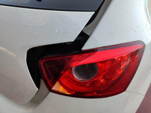  SEAT IBIZA BERLINA (6J5) 