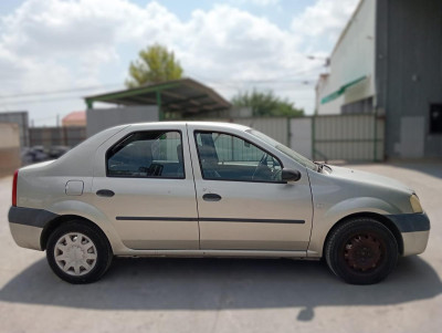 DACIA LOGAN 1