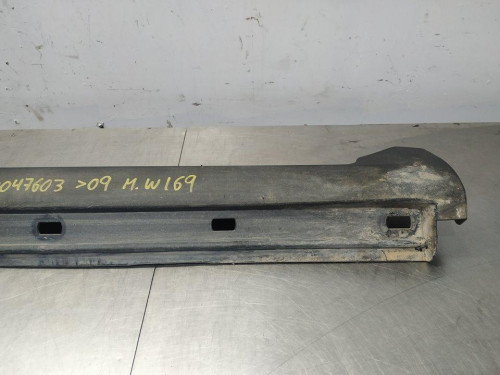  FALDON LATERAL MERCEDES-BENZ CLASE A (BM 169) 