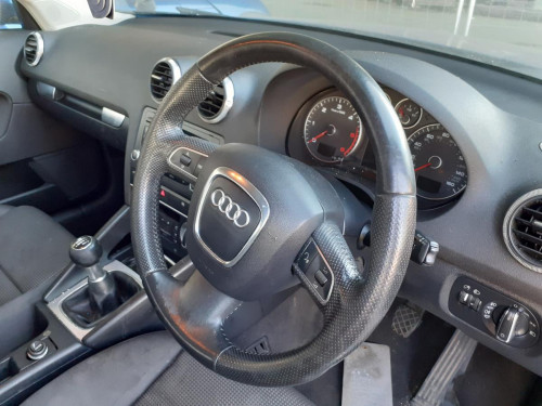  VOLANTE AUDI A3 SPORTBACK (8PA) 
