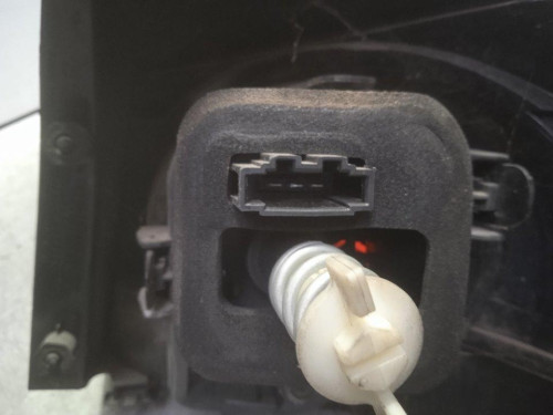 PILOTO TRASERO IZQUIERDO, VOLKSWAGEN, GOLF VI (5K1)(10.2008)