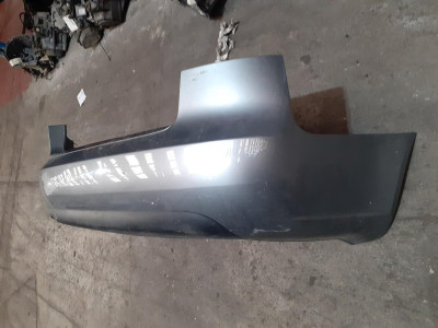 PARAGOLPES TRASERO