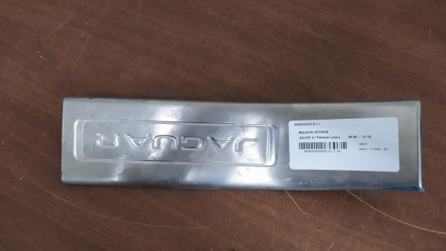 NO IDENTIFICADO Jaguar XJ 