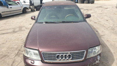 AUDI A6 BERLINA (4B2)