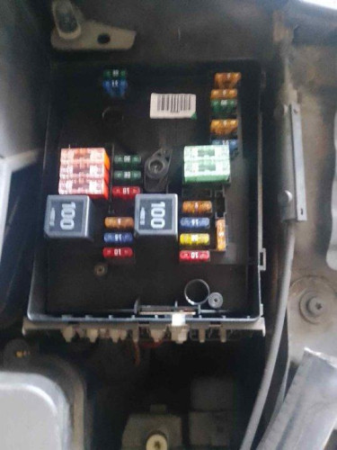 CAJA RELES / FUSIBLES AUDI A3 (8P1) 