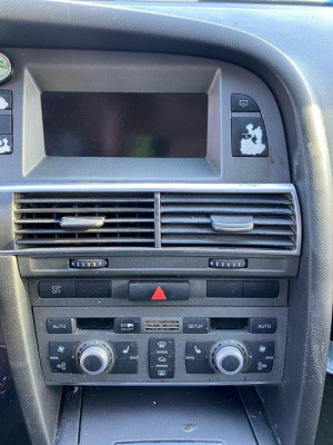 AUDI A6 BERLINA (4F2)