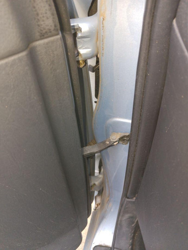 RETENEDOR PUERTA Toyota COROLLA (E12) 