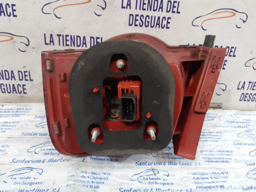  PILOTO TRASERO DERECHO 