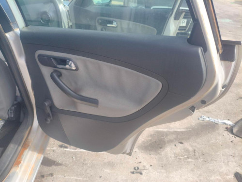 GUARNECIDO PUERTA TRASERA DERECHA SEAT IBIZA (6L1) 