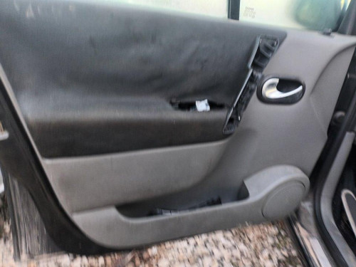  RENAULT SCENIC II (JM) 