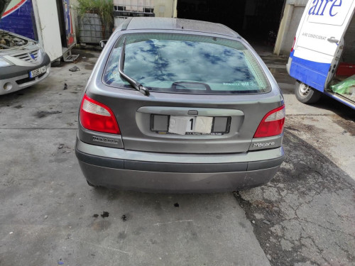 RENAULT MEGANE I FASE 2 BERLINA (BA0) — vehículo donante para recambios 
