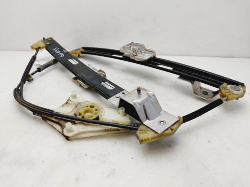 ELEVALUNAS DELANTERO DERECHO Seat LEON ST 5F8 