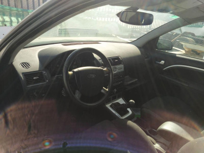 FORD MONDEO BERLINA (GE)