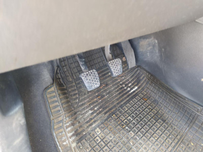 PEDAL ACELERADOR